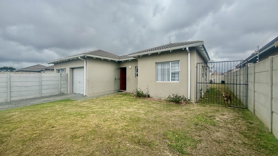 3 Bedroom Property for Sale in Parsonsvlei Eastern Cape